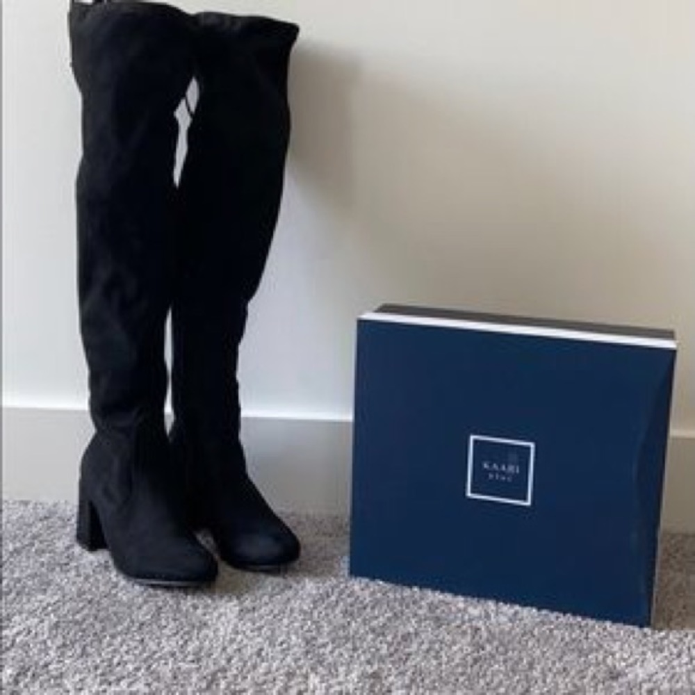 KAARI over the knee black boots